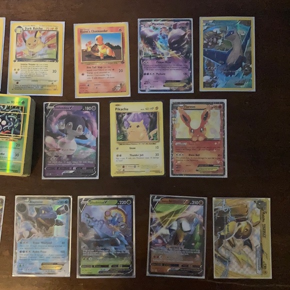 120 holo and reverse holo Pokémon cards - Picture 2 of 4